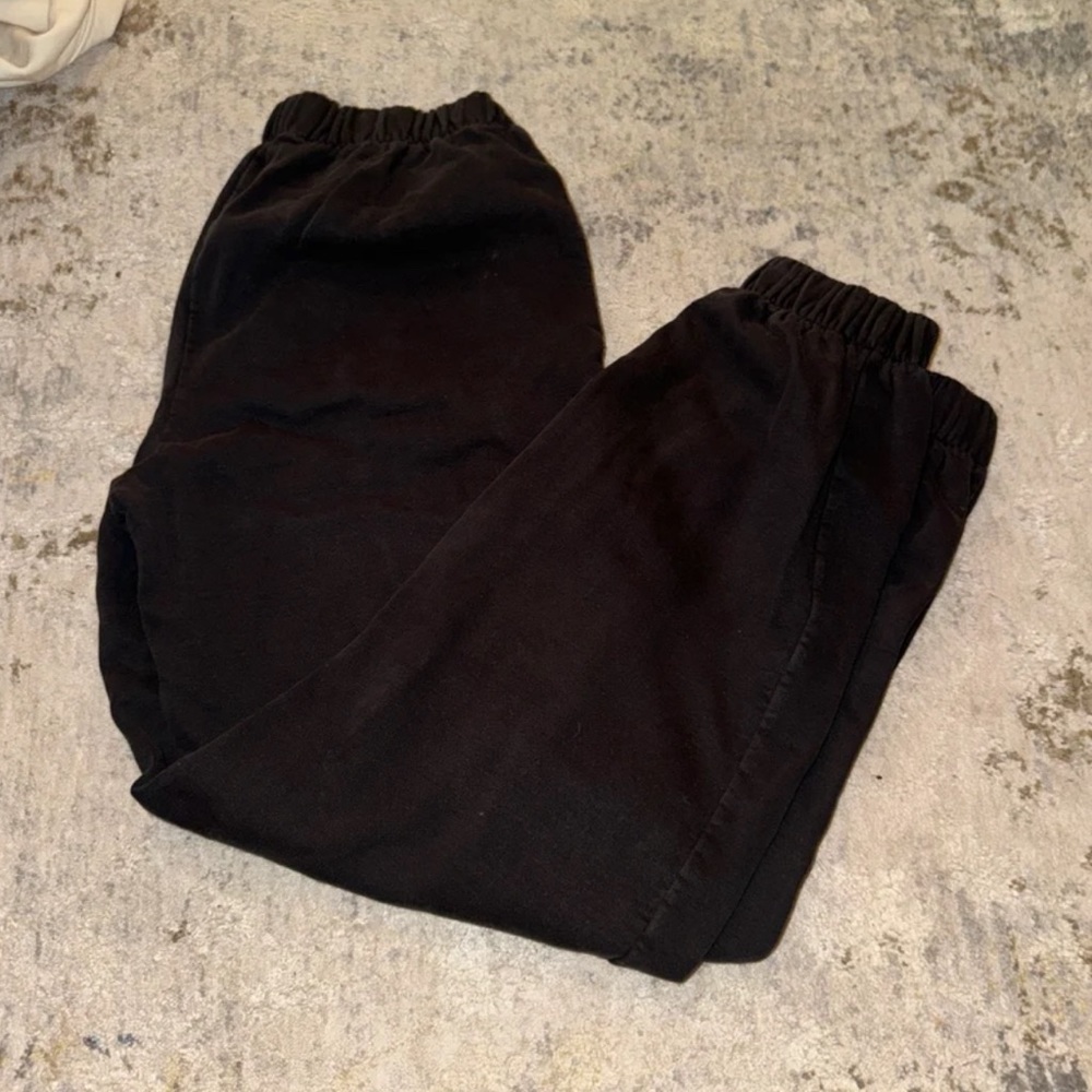 Brandy Melville Rosa sweatpants